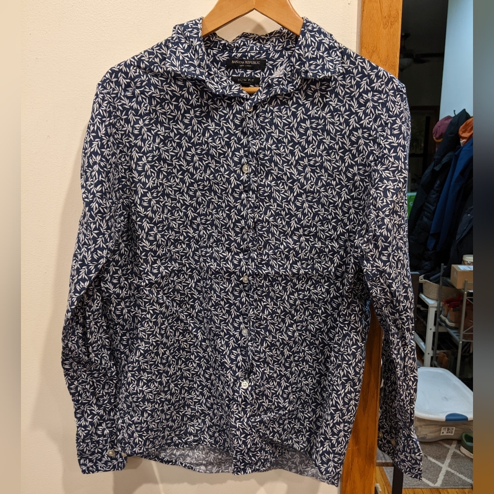 Men's Linen Button Down